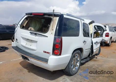2007 GMC Yukon Denali z USA, uszkodzony, nr VIN 1GKFK63817J243799